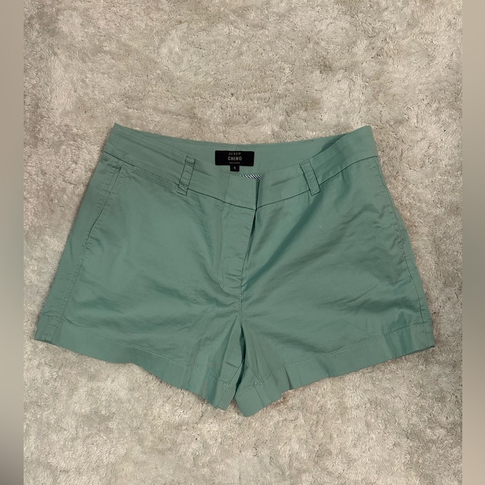 J. crew chino shorts 3.5” inches - size 8